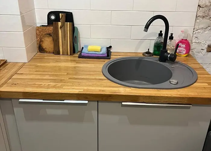 Nelgi The Place Parnawa